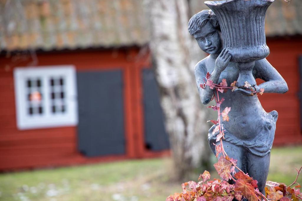 Hem Till Garden Boutique Hotel Вестерос Экстерьер фото