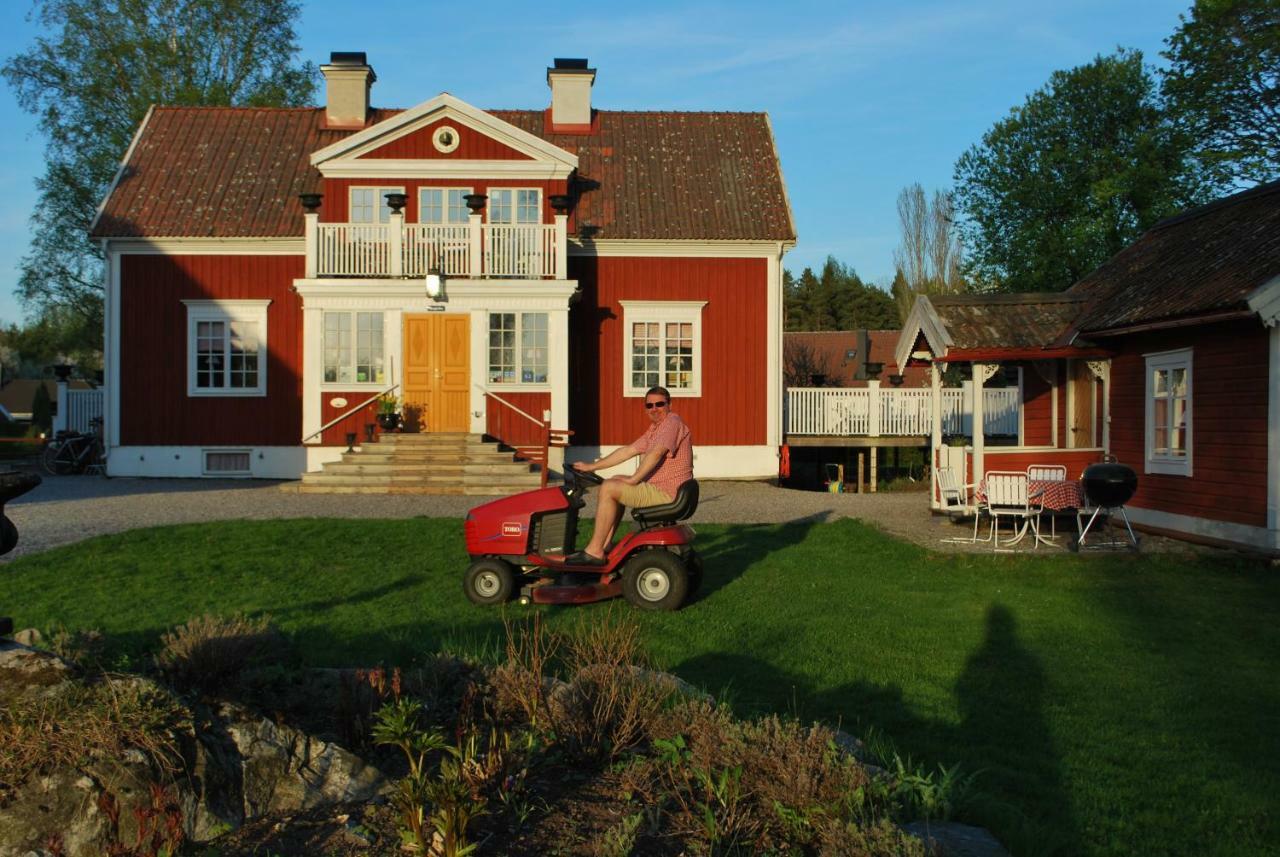Hem Till Garden Boutique Hotel Вестерос Экстерьер фото